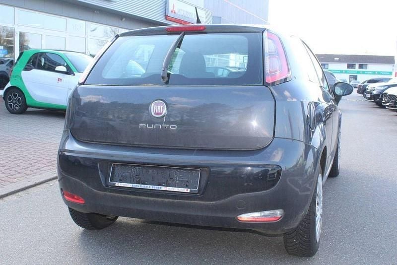 Gebraucht Fiat Punto 69 PS (50 kW) 2011 Grau Kleinwagen