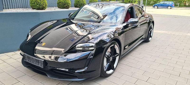 Schwarz Gebraucht 2022 Porsche Taycan Basis Limousine | 61.599 € - Bild 1/4