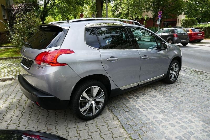 Gebraucht Peugeot 2008 Allure 131 PS (96 kW) 2015 Gris artense SUV