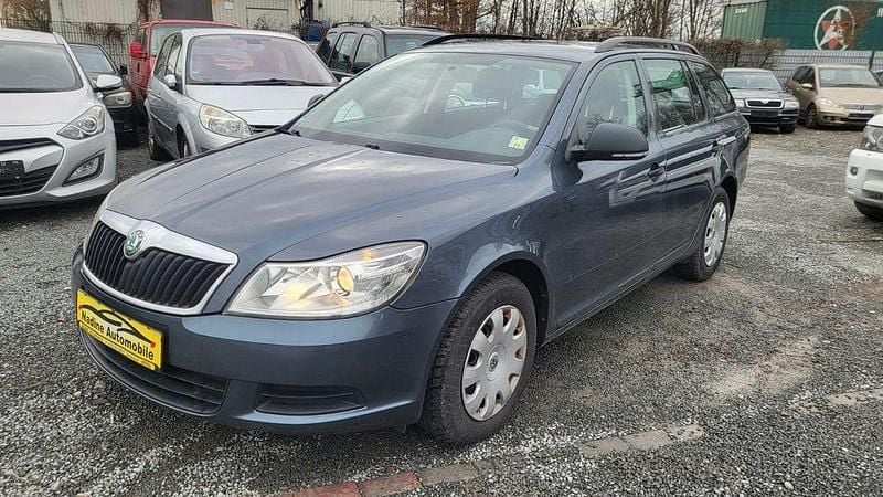 Gebraucht Skoda Octavia Elegance 122 PS (89 kW) 2012 Grau Limousine