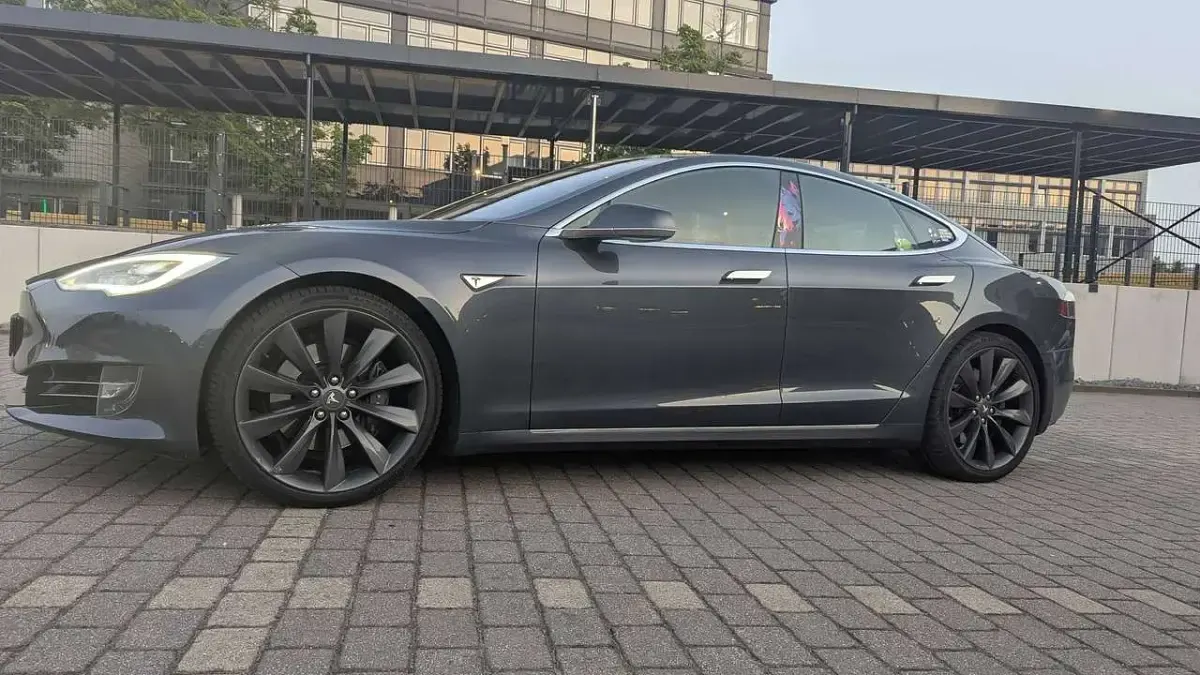 Occasion Tesla Model S 309 kW (421 PK) 2016 Zwart Hatchback