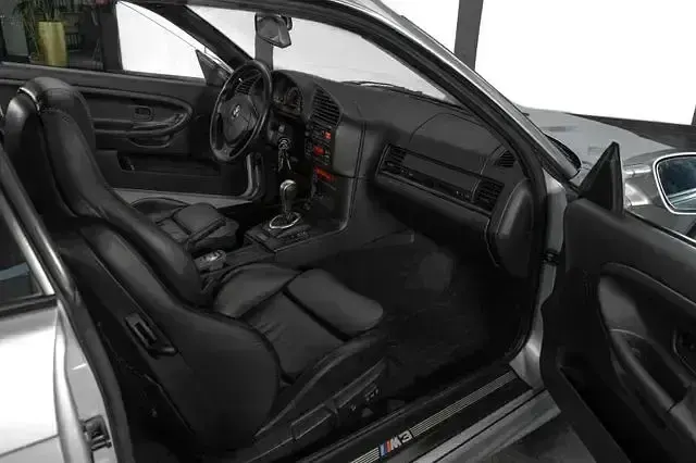 Gebraucht BMW M3 Sport Line 321 PS (236 kW) 1997 Arktissilber Coupé
