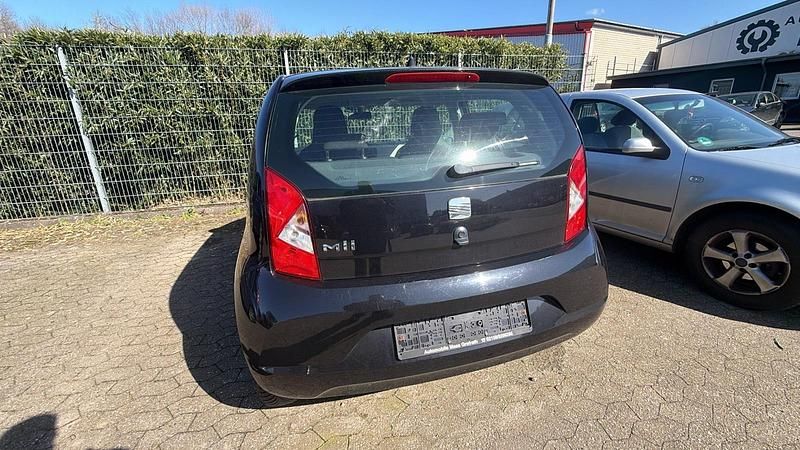 Gebraucht Seat Mii 60 PS (44 kW) 2013 Schwarz Kleinwagen