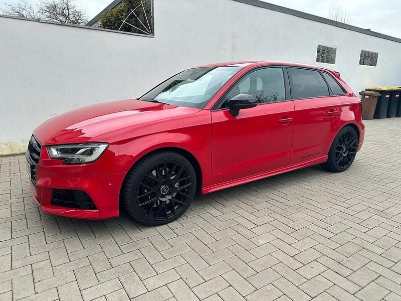 Gebraucht Audi S3 Advanced 310 PS (228 kW) 2017 Rot Limousine