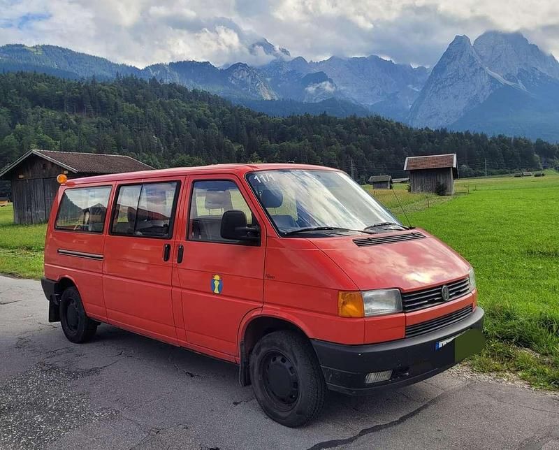Rot Gebraucht 1993 VW T4 Van | 13.999 € - Bild 1/4