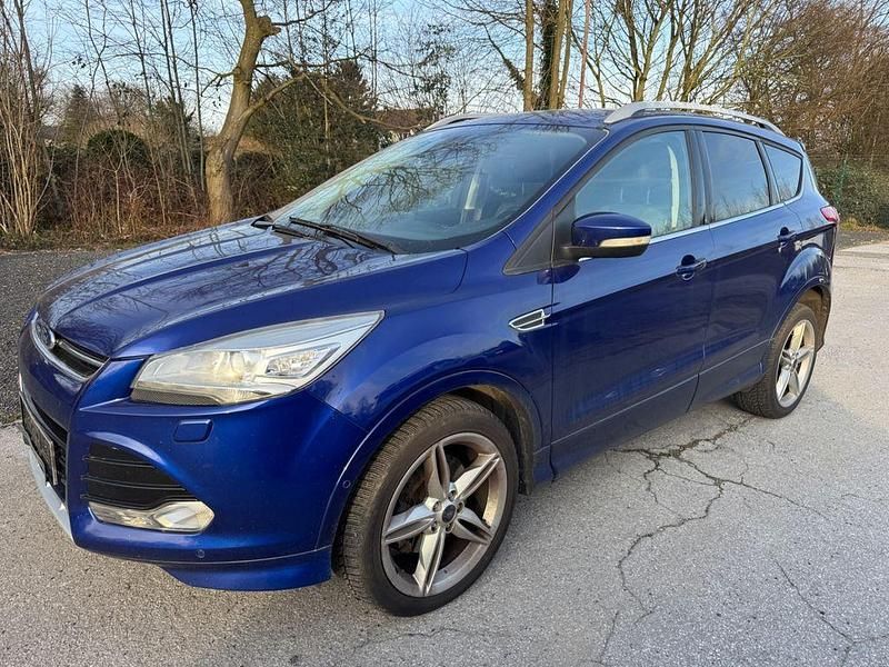 Gebraucht Ford Kuga 179 PS (131 kW) 2015 Blau SUV