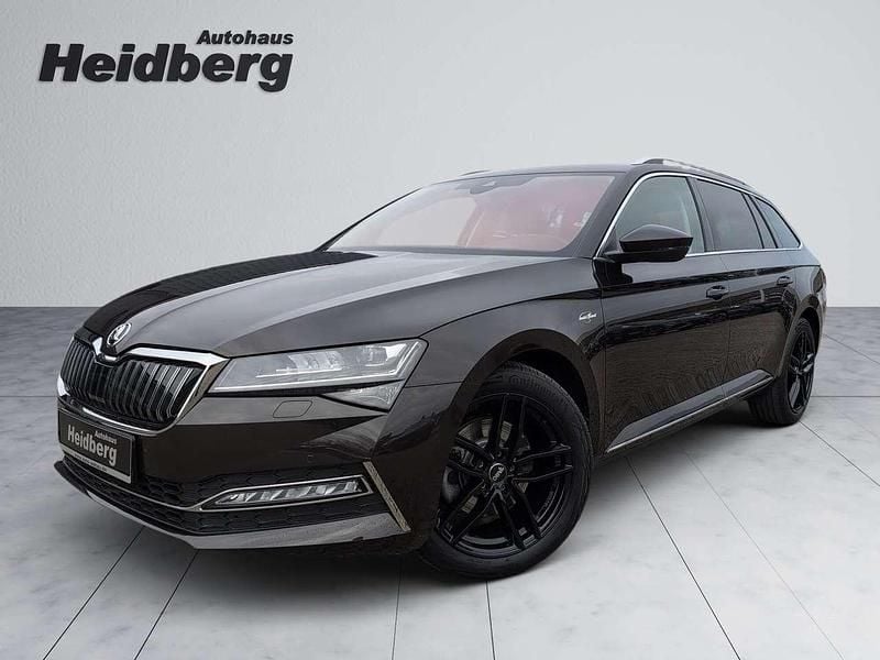 Magneticbraun Gebraucht 2020 Skoda Superb Kombi | 26.880 € (Fairer Preis) - Bild 1/4