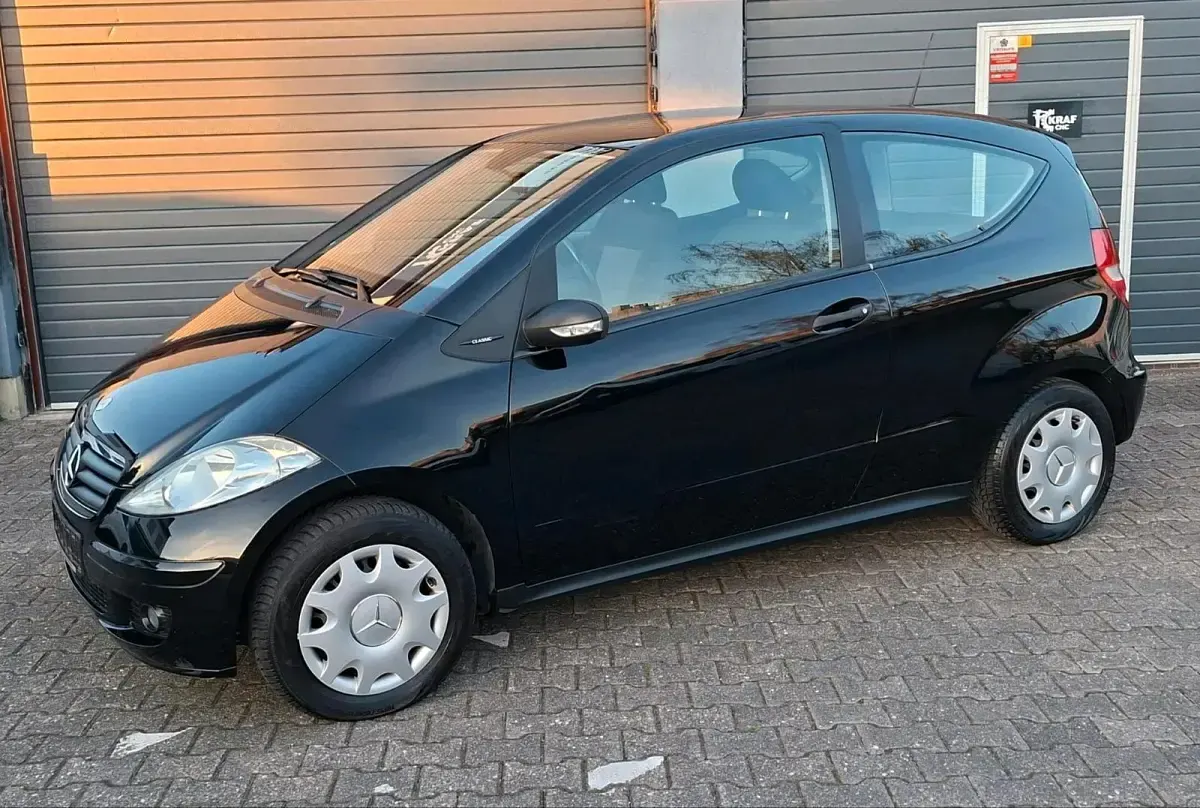Używany Mercedes A170 116 KM (85 kW) 2005 Czarny Coupe