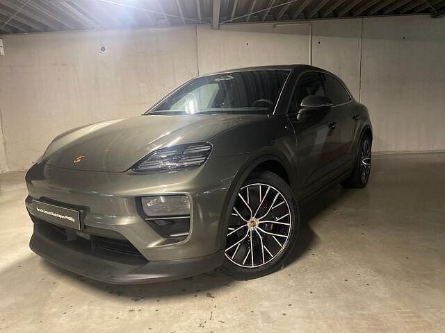 Gebraucht Porsche Macan 380 kW (517 PS) 2024 Aventuringrünmetallic SUV