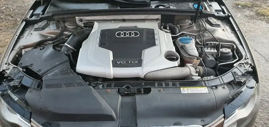 Gebraucht Audi A4 Ambiente 190 PS (139 kW) 2011 Grau Limousine