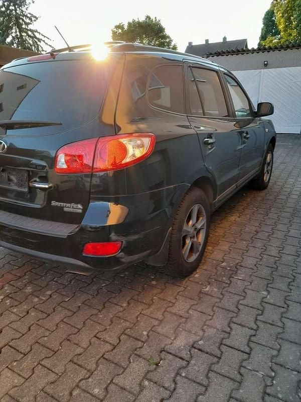 Gebraucht Hyundai Santa Fe Team 155 PS (114 kW) 2008 Ebony black SUV