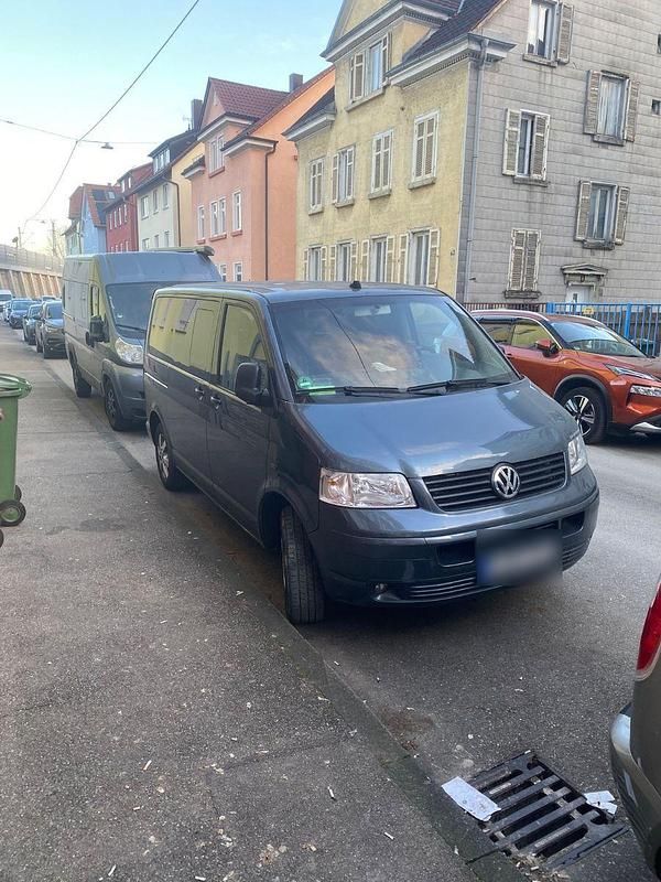 Grün Gebraucht 2004 VW Caravelle Van / Kleinbus | 6.400 € (Superpreis) - Bild 1/4