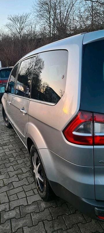 Usata Ford Galaxy 140 CV (102 kW) 2006 Grigio Monovolume