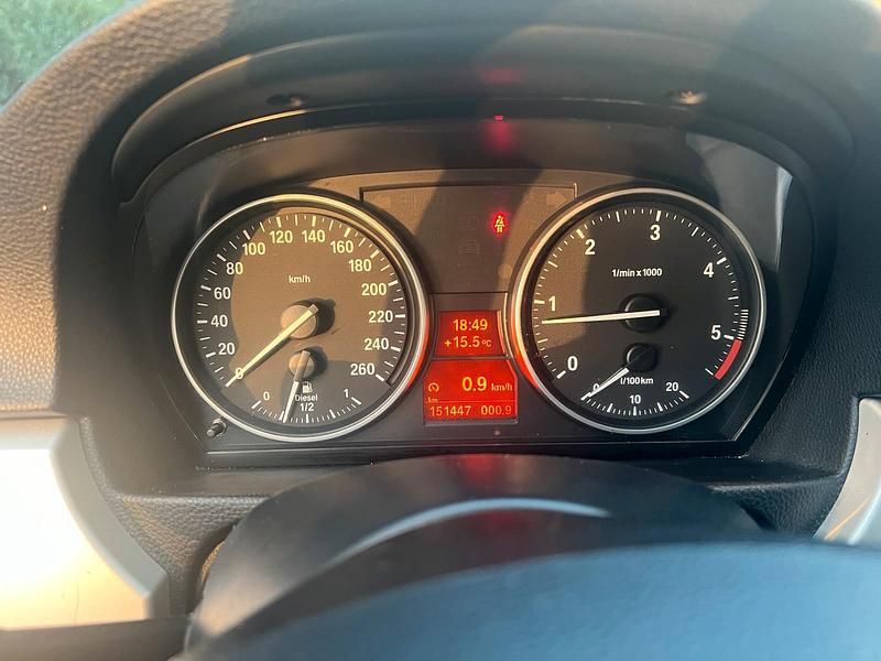 Używany BMW 325 204 KM (150 kW) 2010 Czarny Kombi
