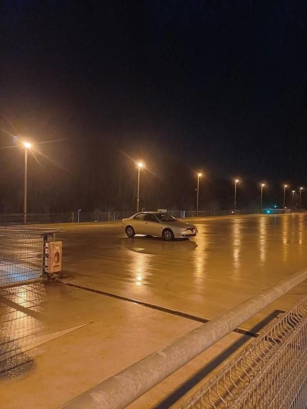 Gebraucht Alfa Romeo 156 144 PS (105 kW) 2000 Silber Limousine