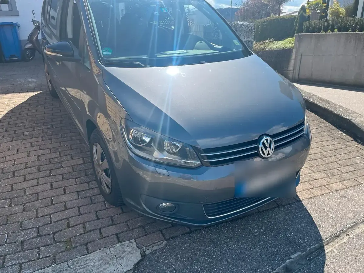 Gebraucht VW Touran 105 PS (77 kW) 2013 Grau Van / Kleinbus