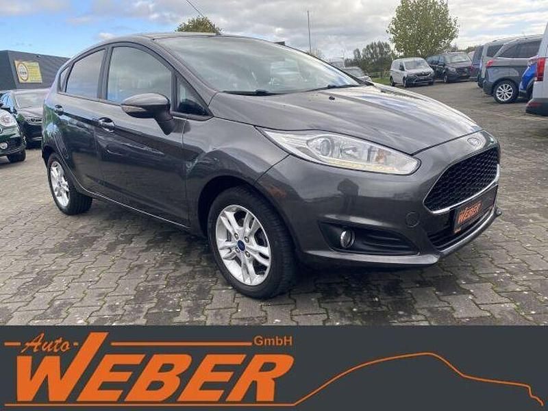 Gebraucht Ford Fiesta Celebration 80 PS (58 kW) 2016 Magneticgrau (metallic) Kleinwagen