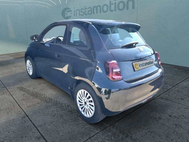 Gebraucht Fiat 500e Action 69 kW (95 PS) 2022 Schwarz Limousine