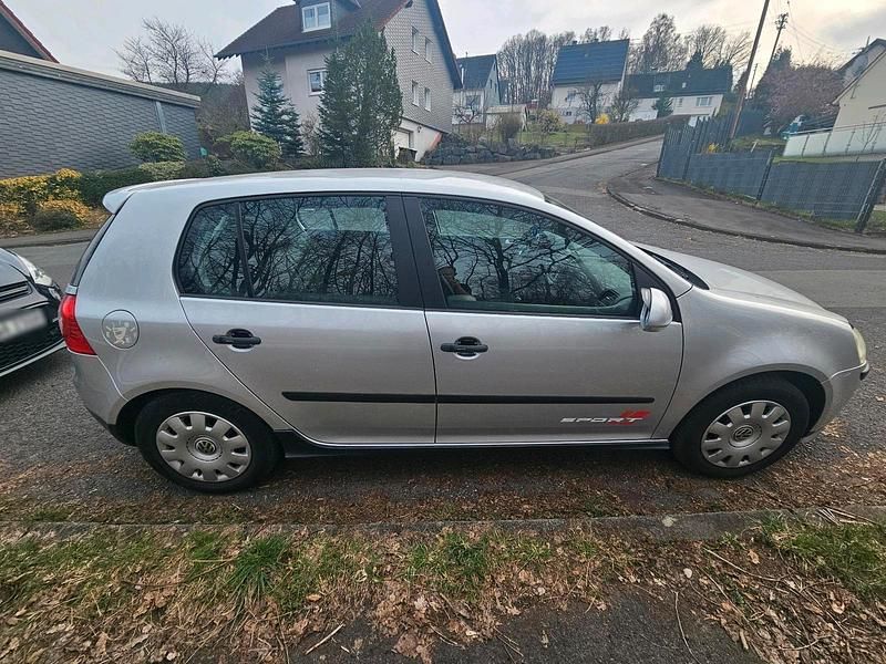 Gebraucht VW Golf V 75 PS (55 kW) 2005 Silber Kleinwagen