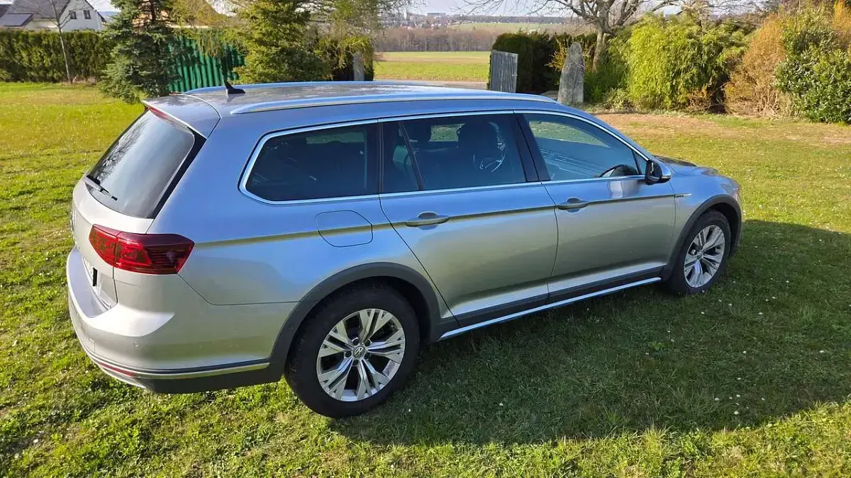 Gebraucht VW Passat Alltrack 190 PS (139 kW) 2020 Grau Kombi