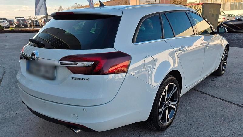 Gebraucht Opel Insignia 250 PS (183 kW) 2015 Weiß Kombi
