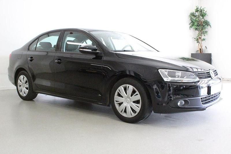 Brugt VW Jetta Trendline 105 HK (77 kW) 2011 Sort Sedan