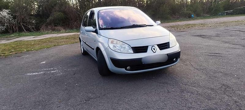 Grau Gebraucht 2004 Renault Scénic II Van / Kleinbus | 650 € (Guter Preis) - Bild 1/4