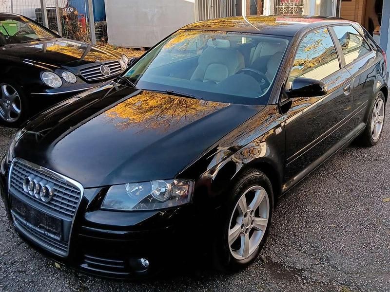 Brillantschwarz Gebraucht 2008 Audi A3 Ambition Kleinwagen | 2.250 € (Fairer Preis) - Bild 1/4