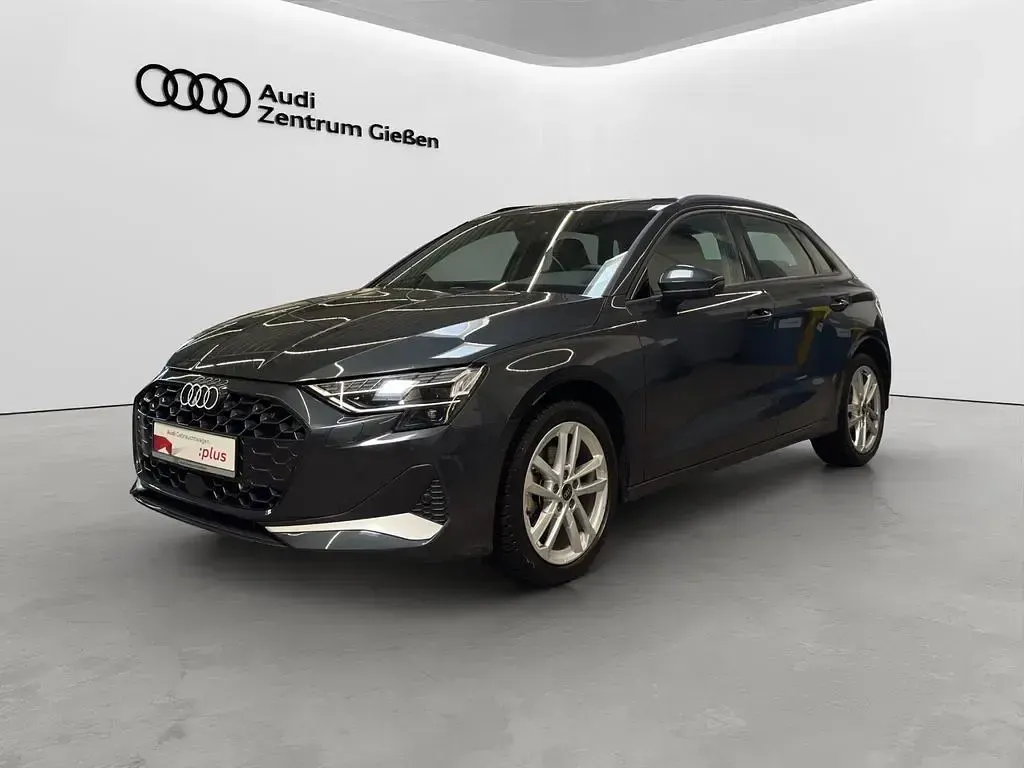 Gebraucht Audi A3 Advanced Plus 150 PS (110 kW) 2025 Manhattangrau metallic Limousine