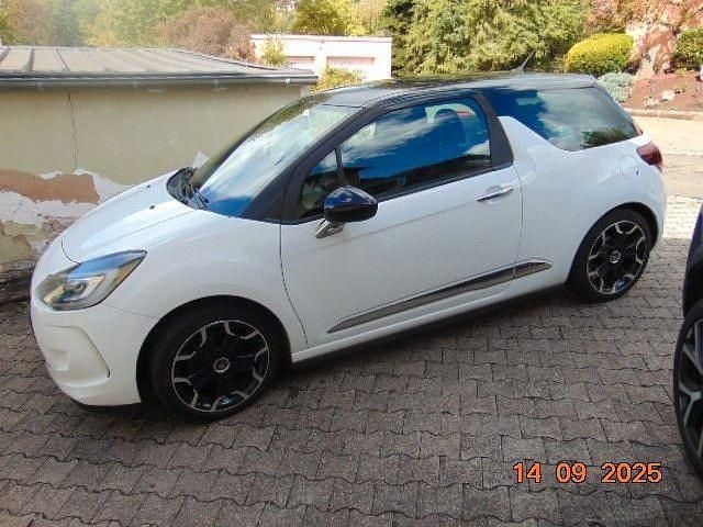 Weiß Gebraucht 2016 Citroën DS3 Kleinwagen | 5.900 € (Guter Preis) - Bild 1/4