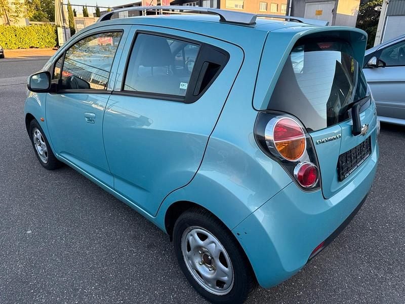 Gebraucht Chevrolet Spark 82 PS (60 kW) 2012 Blau Kleinwagen