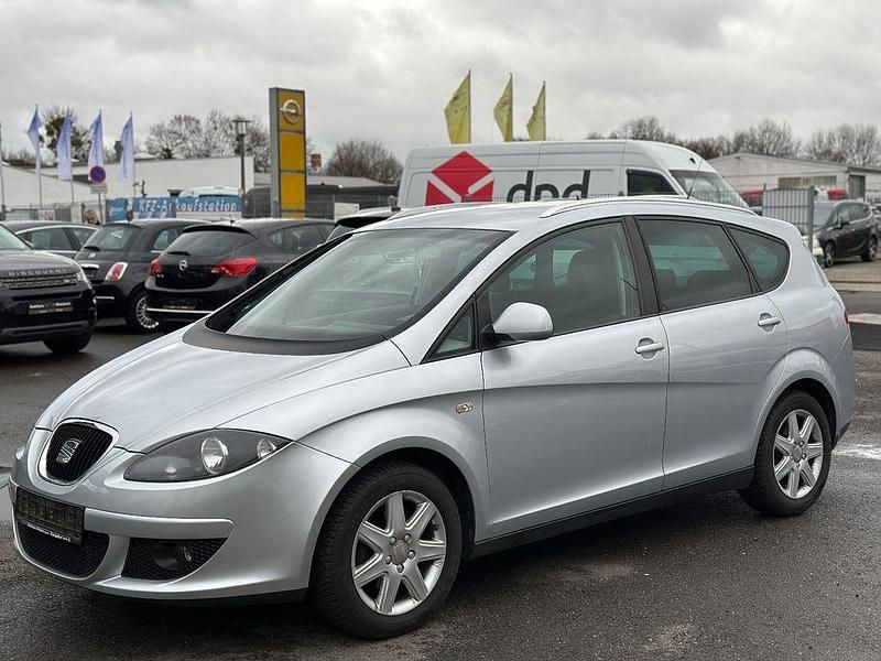 Gebraucht Seat Altea XL Stylance 102 PS (75 kW) 2006 Silber Van / Kleinbus