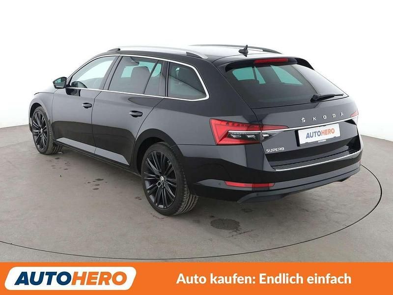 Gebraucht Skoda Superb Style 150 PS (110 kW) 2023 Schwarz Kombi