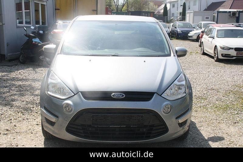 Second-hand Ford S-MAX S 116 CP (85 kW) 2011 Argintiu Monovolum