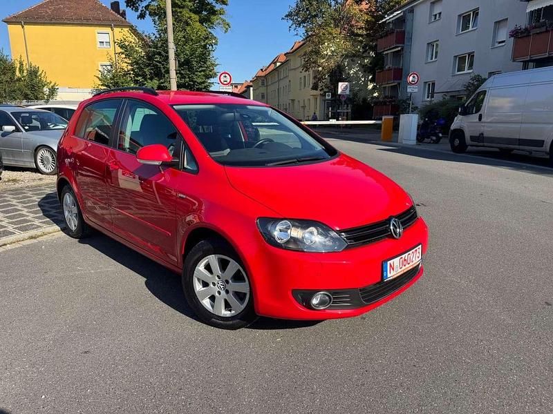 Tornadorot Gebraucht 2013 VW Golf Plus Cross Life Van / Kleinbus | 9.950 € (Fairer Preis) - Bild 1/4