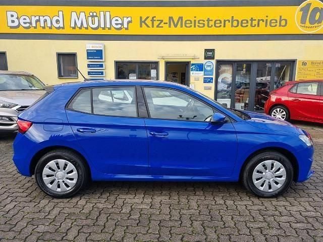 Neu Skoda Fabia Drive 80 PS (58 kW) 2025 Blau Limousine