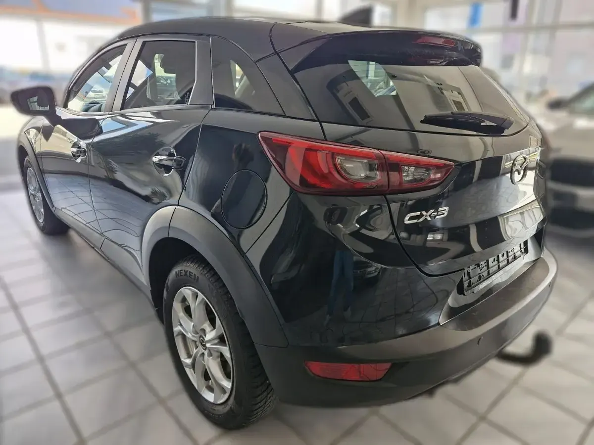 Używany Mazda CX-3 105 KM (77 kW) 2016 Czarny SUV