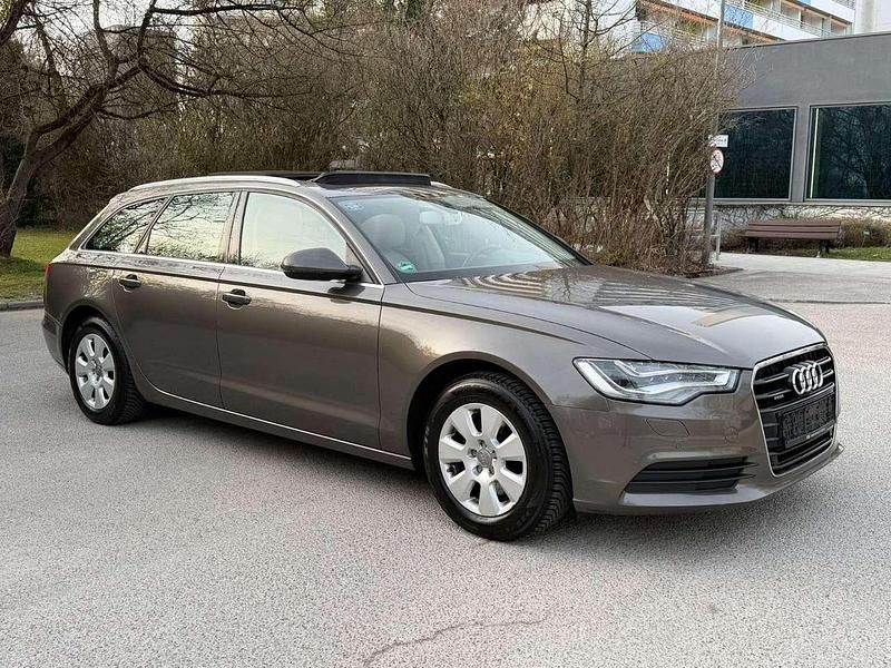 Gebraucht Audi A6 Ambiente 205 PS (150 kW) 2012 Braun Kombi