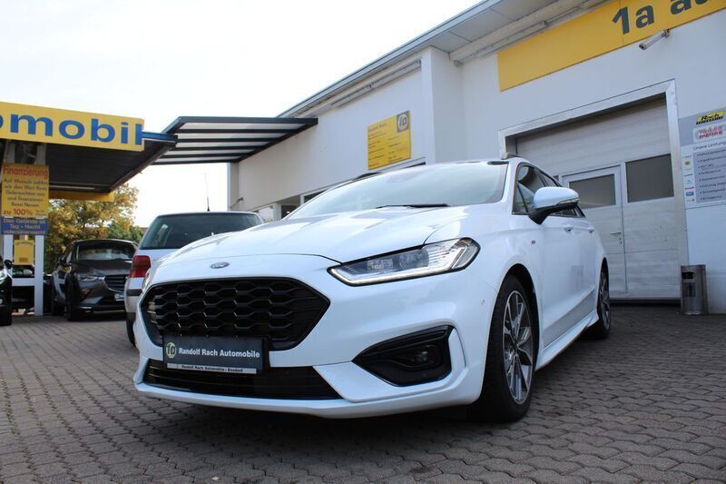 Weiß Gebraucht 2021 Ford Mondeo ST-Line Limousine | 19.990 € (Etwas zu teuer) - Bild 1/4
