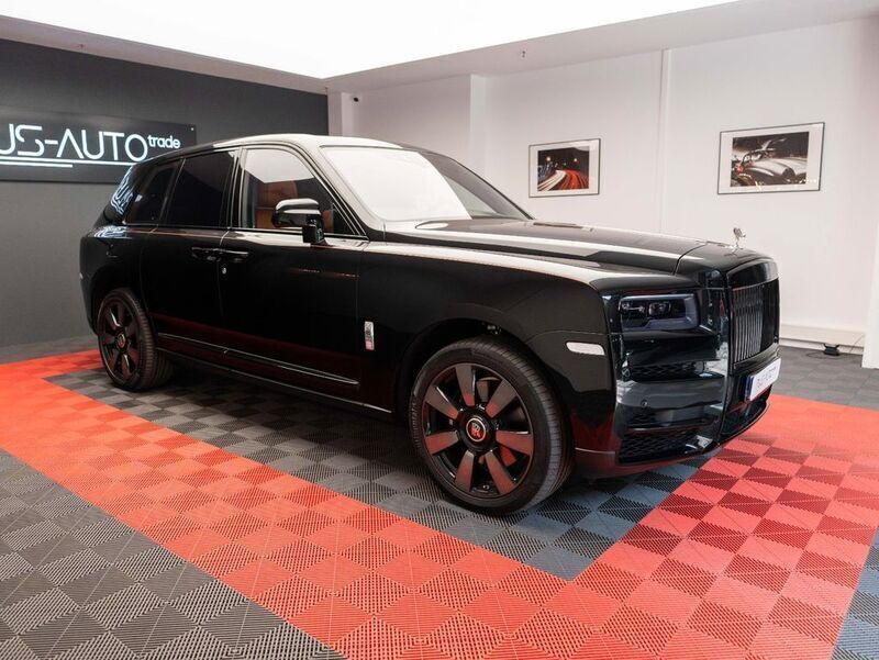 Schwarz Gebraucht 2023 Rolls Royce Cullinan SUV | 429.999 € - Bild 1/4