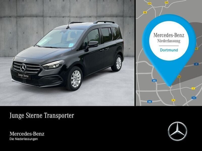 Schwarz Gebraucht 2023 Mercedes T180 Progressive Van / Kleinbus | 26.480 € (Fairer Preis) - Bild 1/4