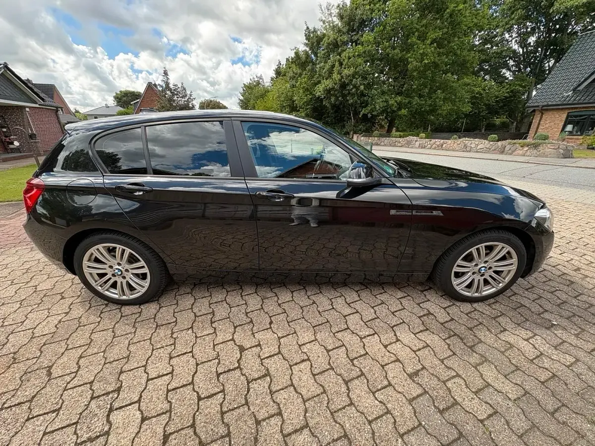 Gebraucht BMW 116 116 PS (85 kW) 2013 Schwarz Kleinwagen