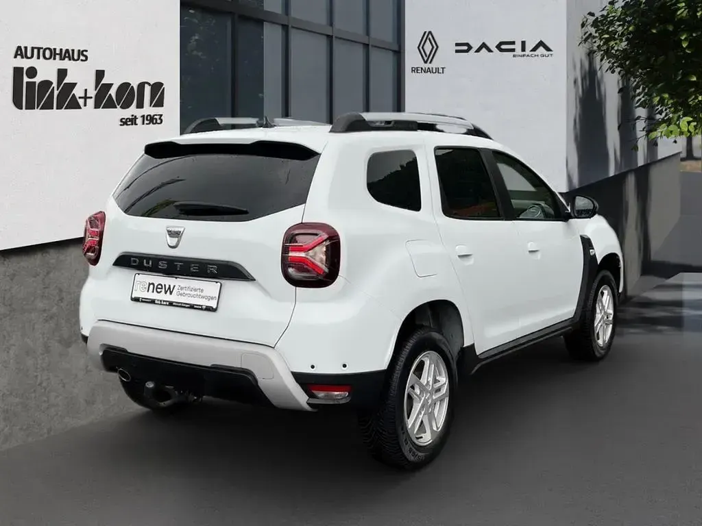 Używany Dacia Duster Prestige 116 KM (85 kW) 2022 Biały SUV