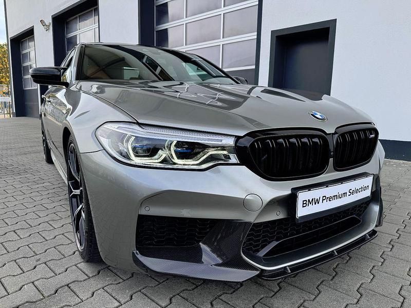 Grau Gebraucht 2019 BMW M5 Performance Limousine | 68.480 € (Teuer) - Bild 1/4