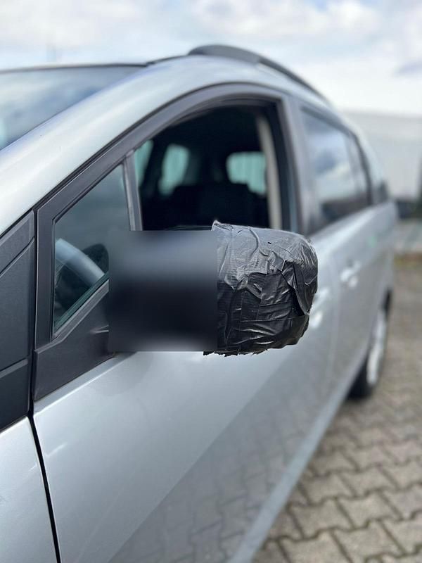 Second-hand Mazda 5 116 CP (85 kW) 2010 Argintiu Monovolum