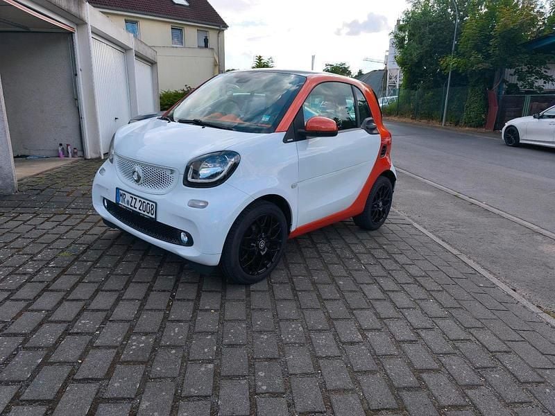 Weiß Gebraucht 2014 Smart ForTwo Coupé Edition #1 Coupé | 7.900 € - Bild 1/4