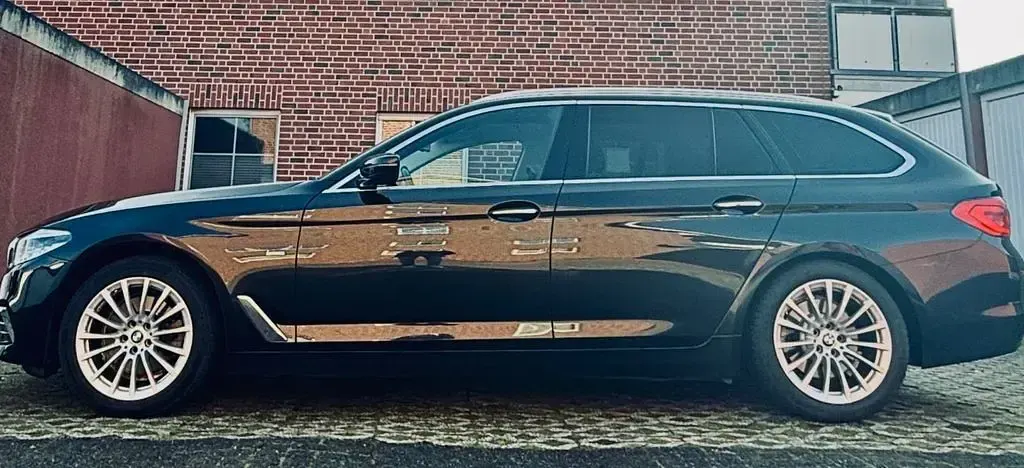Używany BMW 520 190 KM (139 kW) 2017 Czarny Kombi