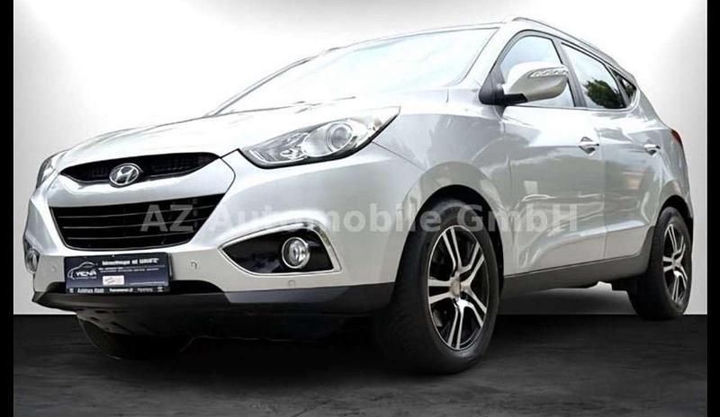 Silber Gebraucht 2010 Hyundai ix35 Style SUV | 8.999 € (Fairer Preis) - Bild 1/4