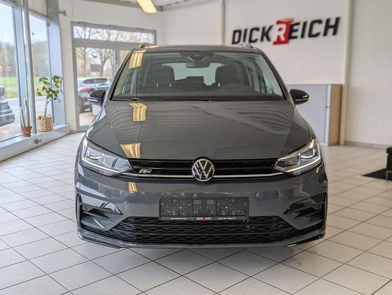 Gebraucht VW Touran Highline 150 PS (110 kW) 2025 Grau Van / Kleinbus