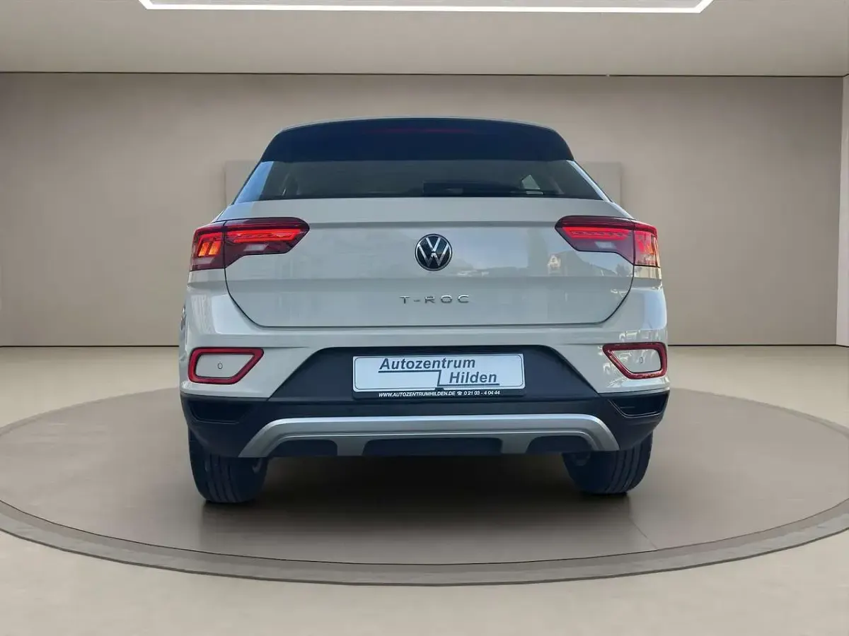 Gebraucht VW T-Roc Life 116 PS (85 kW) 2022 Grau SUV